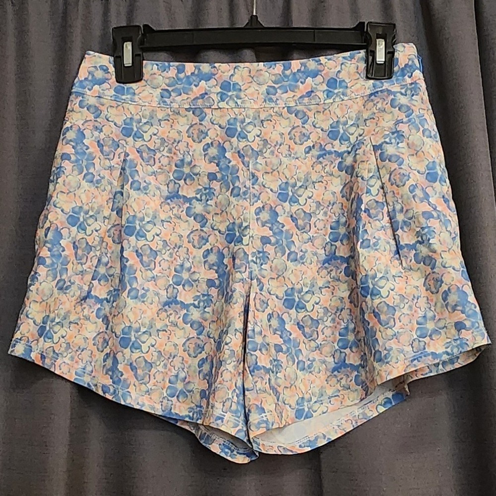 Adidas Women's Go To‎ Pleated Shorts Floral Print Size 2